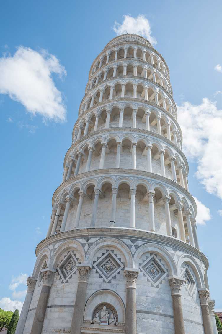 Enlarged view: The leaning tower of Pisa. Demographic problems are weighing on the Italian economy.